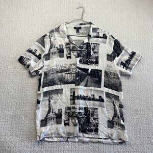Forever 21 Retro 35mm New York Photography Graphic Print Button Up Men’s Large